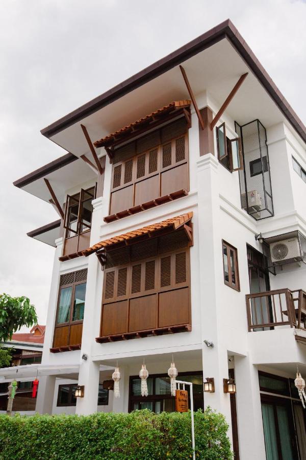 Huen Hug Chiang Mai Hotell Exteriör bild
