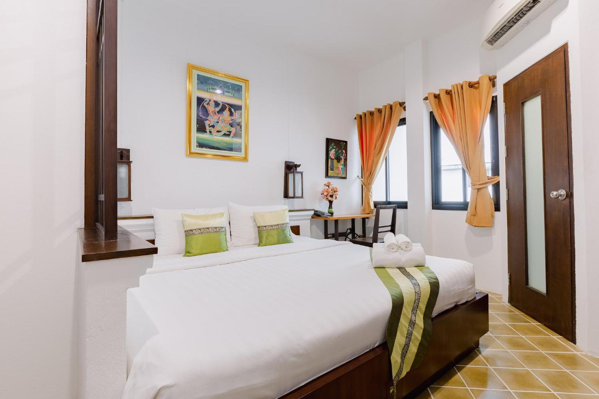 Huen Hug Chiang Mai Hotell Rum bild